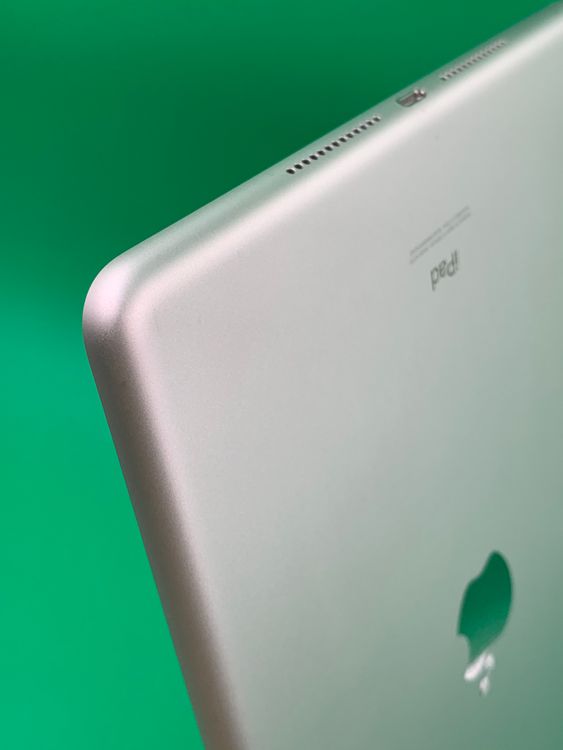 ������ iPad ��8���� Wi-Fi 32GB  MYLA2J/A ����С�
