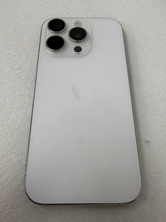 iPhone16Pro 256GB MYN13J/A �ۥ磻�� �Хåƥ꡼100��