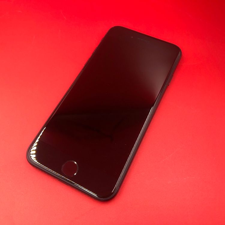 Хåƥ꡼100%iPhoneSE(3)64GBߥåɥʥ SIMե꡼MUS-136