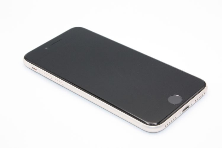 ムスビー｜美品 バッテリー新品同様(100%) iPhoneSE 第3世代 64GB SIM  