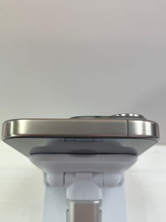 ���ʡ����åץ��ǡ��Хåƥ꡼86% iPhone 15Pro 128gb �ʥ�����