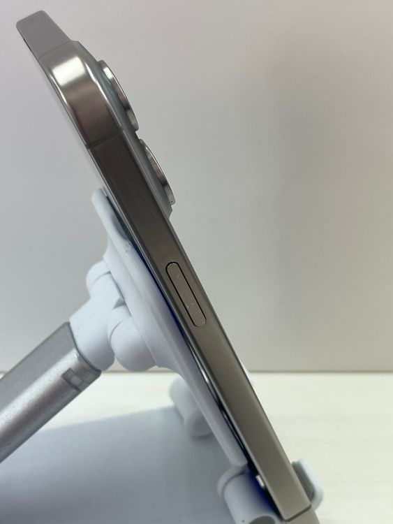 ���ʡ����åץ��ǡ��Хåƥ꡼86% iPhone 15Pro 128gb �ʥ�����