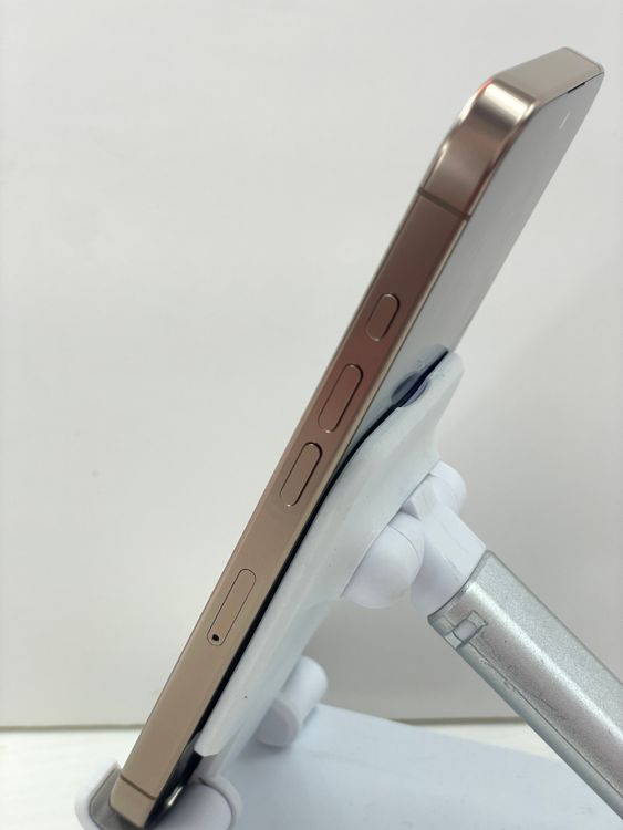 ���ʡ��Хåƥ꡼97% iPhone 16Pro 256gb �ǥ�����