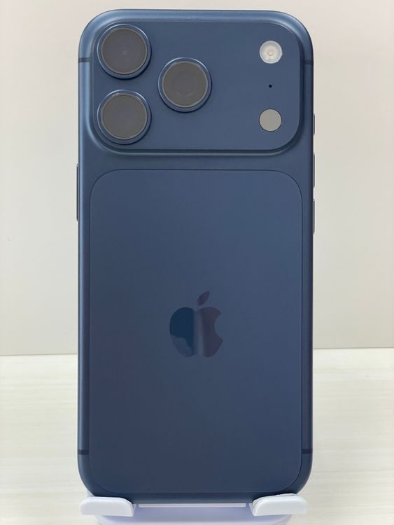 �Хåƥ꡼100% Ķ���ʡ�iPhone  17 Pro 256gb �ǥ����ץ֥롼