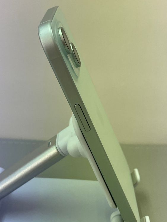 iPhone 15 128gb �֥롼