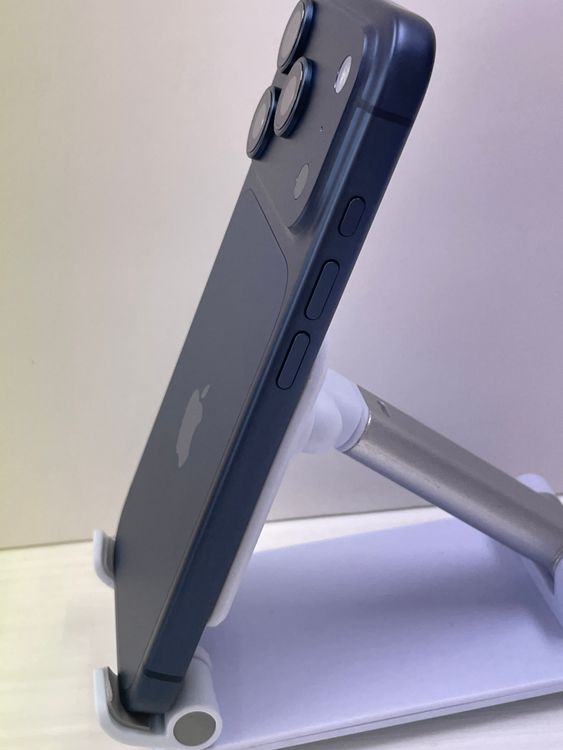 �Хåƥ꡼100% Ķ���ʡ�iPhone  17 Pro 256gb �ǥ����ץ֥롼