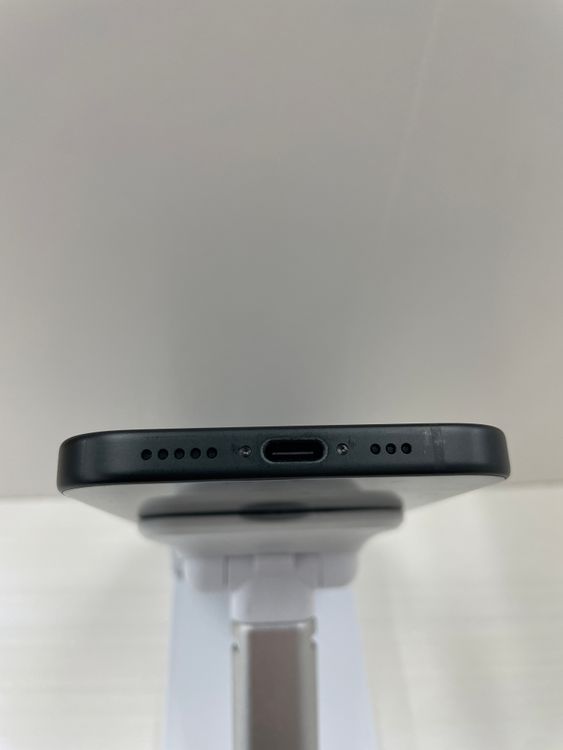 ���ʡ��Хåƥ꡼92��iPhone 15 128gb �֥�å�