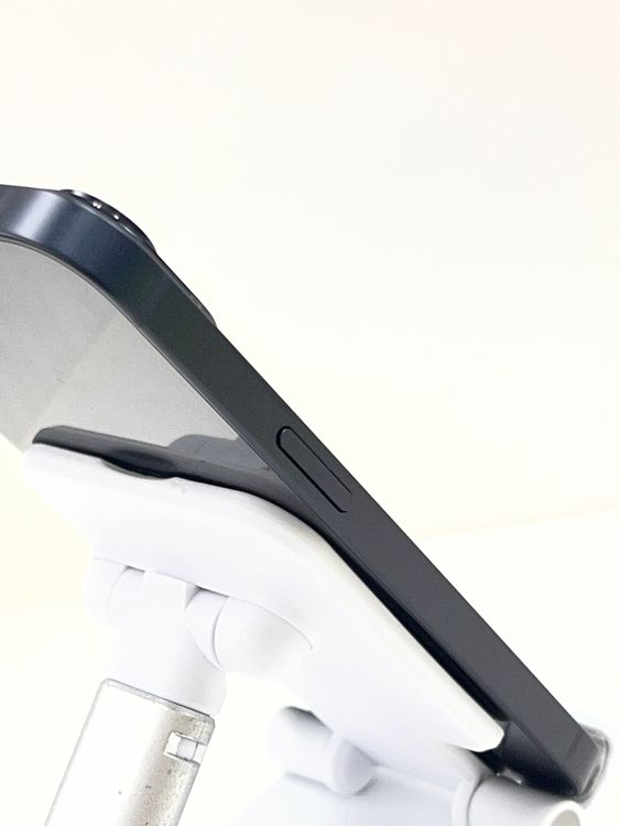 �Хåƥ꡼85% ���åץ��ǡ�iPhone  14 128gb �ߥåɥʥ���