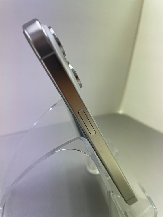 超美品 バッテリー90% iPhone 15Pro 256gb ホワイトチタニウム