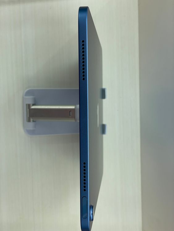 ����Ʊ�͡��Хåƥ꡼100% iPad A16 128gb �֥롼��Wifi��ǥ�