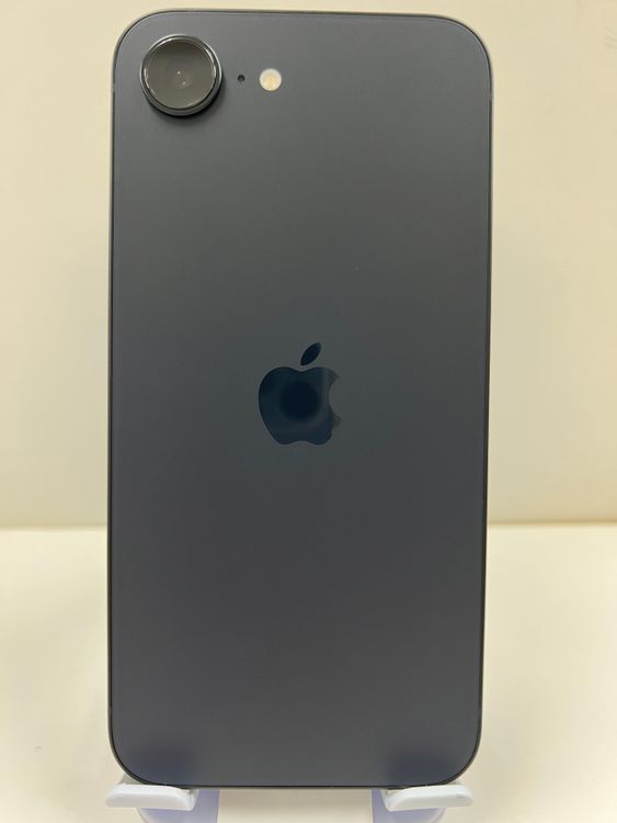 ����Ʊ�͡��Хåƥ꡼100��iPhone 16e 128gb �֥�å�