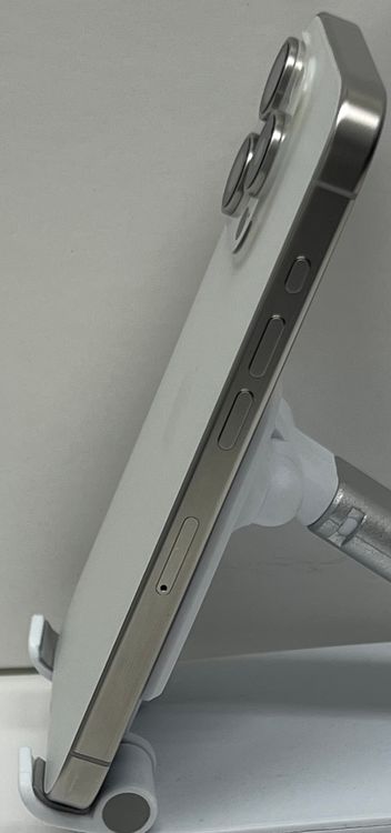 �Хåƥ꡼��88% ��������:O iPhone15pro 256gb �ۥ磻�ȥ����˥���