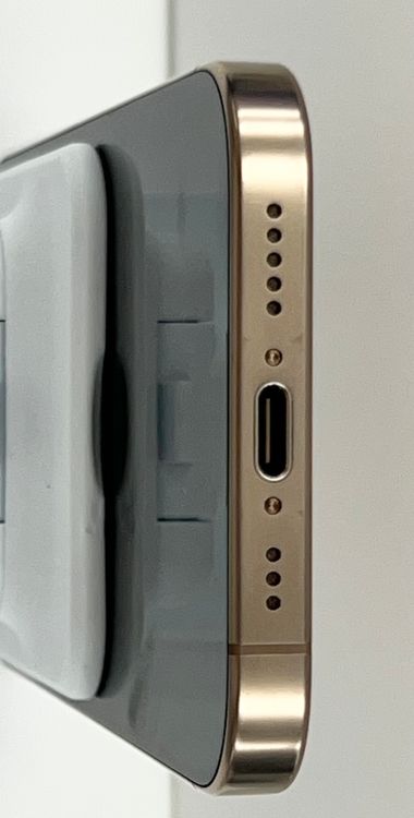 ���ʡ��Хåƥ꡼91��iPhone16pro �ǥ����ȥ����˥��ࡡ128gb