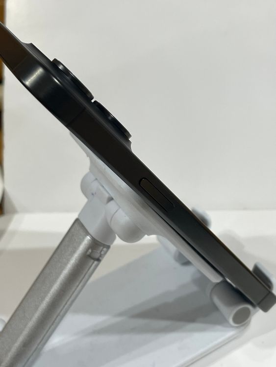 Ķ���ʡ��Хåƥ꡼91% ���åץ��ǡ�iPhone 15Pro 512gb �֥�å�