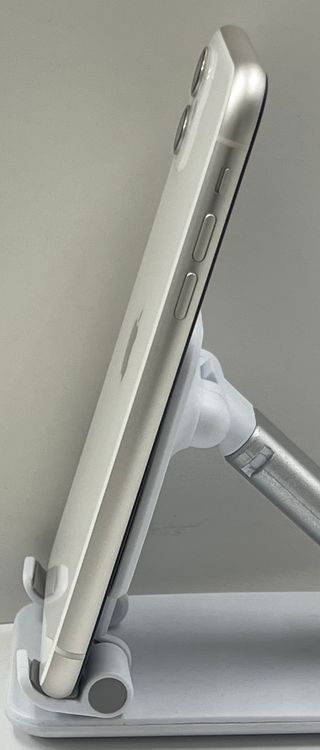 ���ʡ���������:O iPhone 11 64gb �ۥ磻��