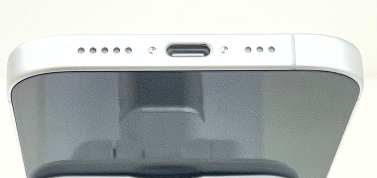 �Хåƥ꡼��100%  ���ʡ�iPhone17 256gb �ۥ磻��