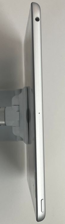 �Хåƥ꡼��97% ���ʡ�iPad 9���� 64gb Wi-Fi��ǥ�