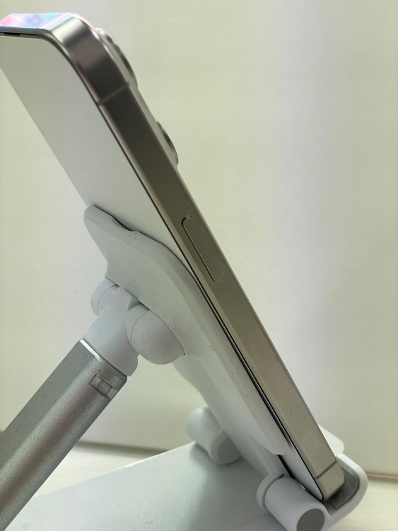 ����Ʊ�͡��Хåƥ꡼100% iPhone 15Pro 256gb �ۥ�����