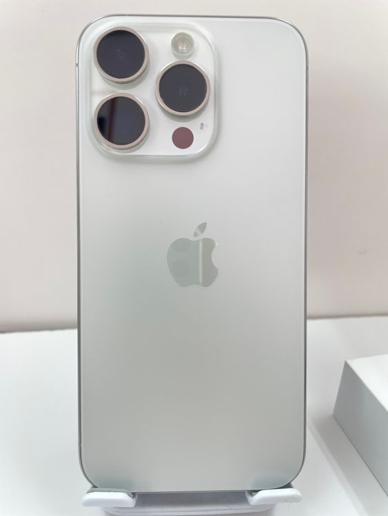 ���åץ��ǡ�Ķ���ʡ�iPhone 15Pro 256gb �ۥ磻��