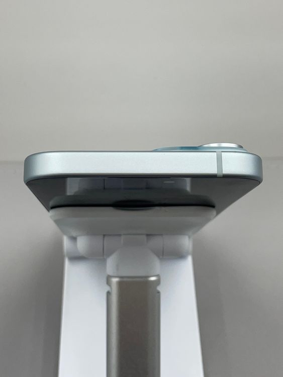 Ķ���ʡ����åץ��ǡ�iPhone 15 256gb �֥롼