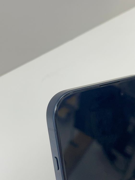��������:O iPhone15pro 256gb �֥롼�����˥���
