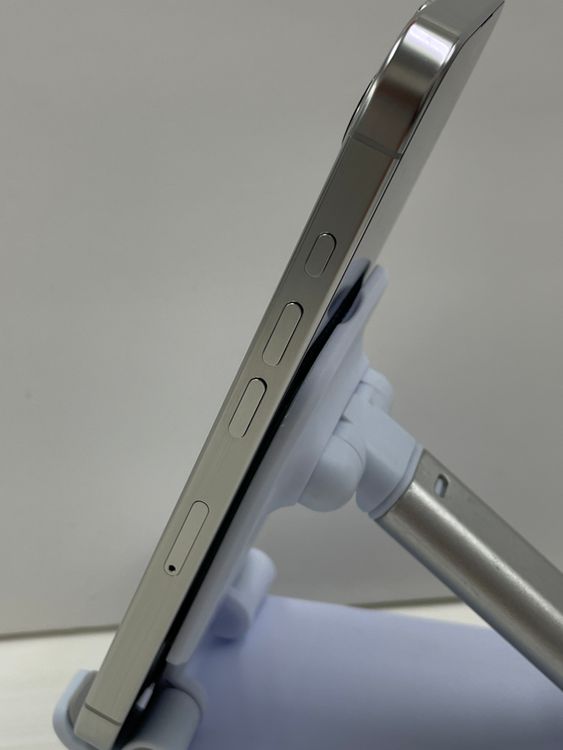 �Хåƥ꡼93% ���åץ��ǡ����ʡ�iPhone 16Pro 128gb �ۥ�����