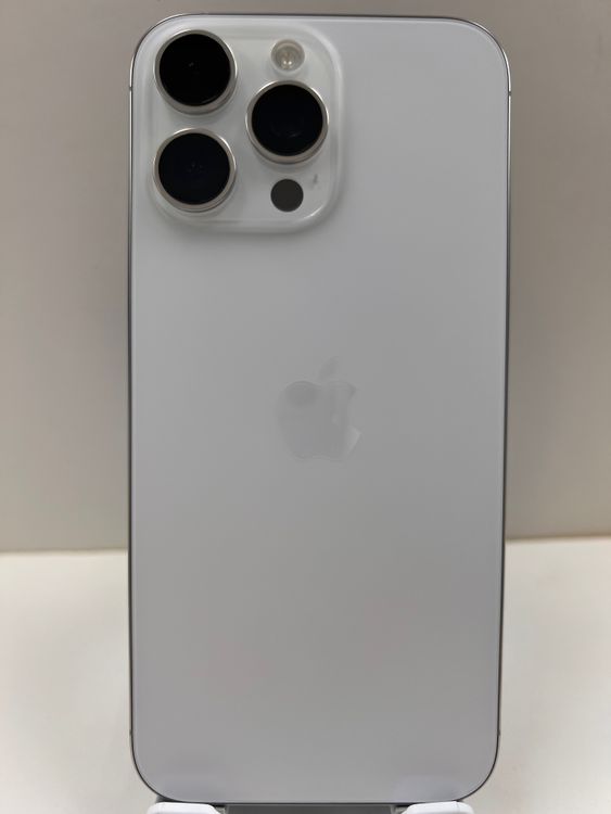 ���ʡ��Хåƥ꡼87�󡡥��åץ��ǡ�iPhone 16ProMax 256gb �ۥ磻��