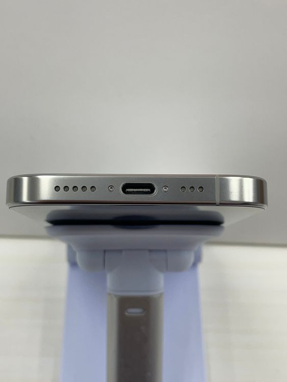 �Хåƥ꡼93% ���åץ��ǡ����ʡ�iPhone 16Pro 128gb �ۥ�����