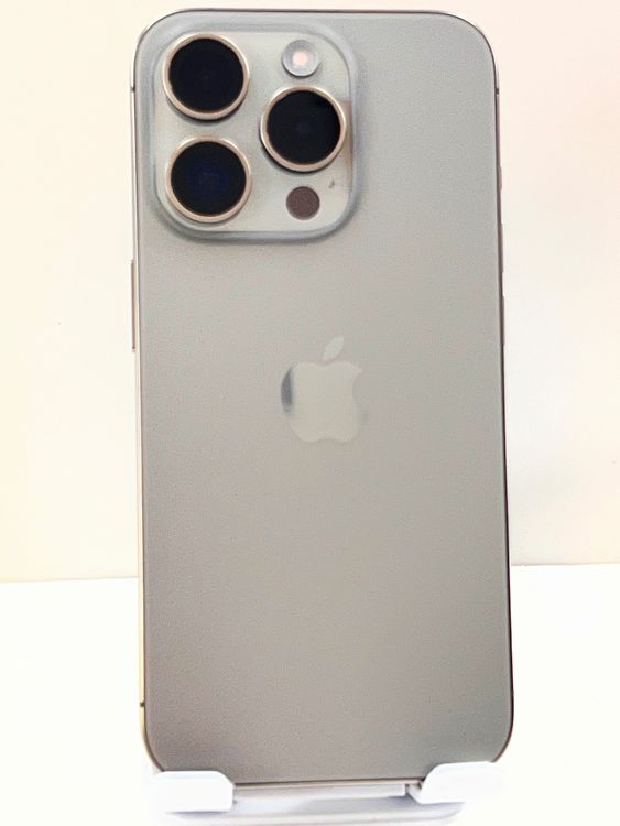 ���ʡ��Хåƥ꡼86% iPhone  15pro 256gb �ʥ�����