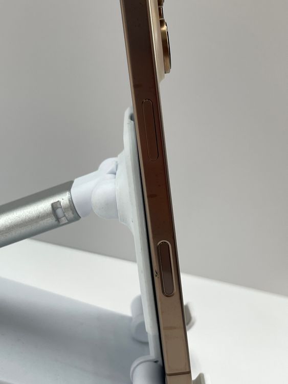 ��������:O �Хåƥ꡼89% iPhone 16Pro 128gb �ǥ����ȥ����˥���