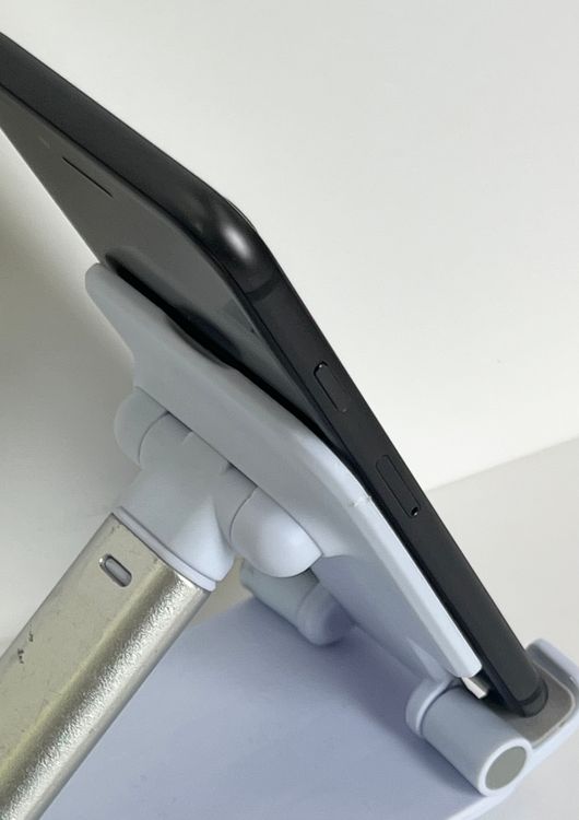 ��������:O ���ʡ��Хåƥ꡼84�� iPhone8 64gb ���ڡ������쥤