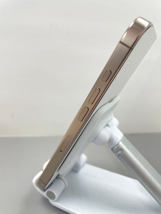 ����Ʊ�͡�iPhone 16Pro �ǥ����ȡ�256gb �Хåƥ꡼100��