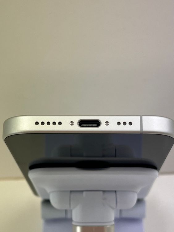 Ķ���ʡ��Хåƥ꡼100��iPhone  16 128gb �ۥ磻��