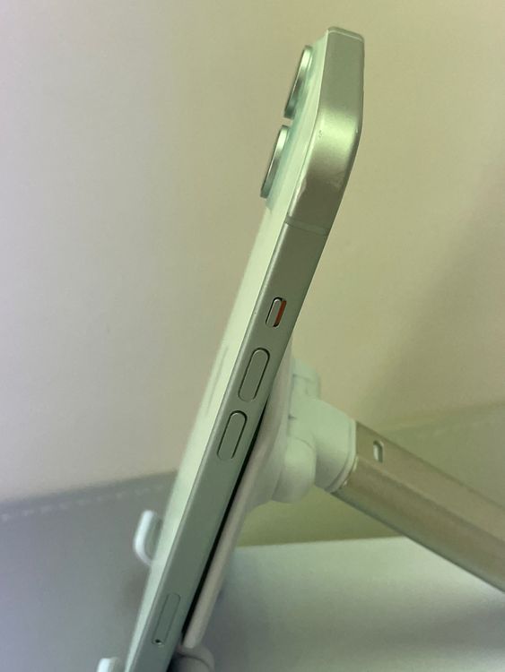 iPhone 15 128gb �֥롼