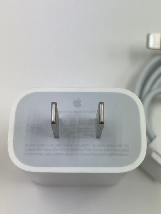 ���åץ�����ʡ�20W USB-C �Ÿ������ץ���+  Lightning �����֥�(1m)