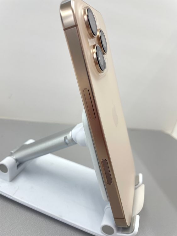 ����Ʊ�͡�iPhone 16Pro �ǥ����ȡ�256gb �Хåƥ꡼100��