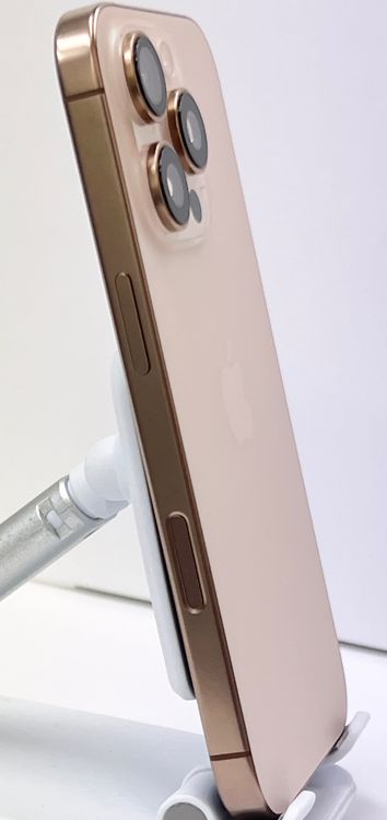 ���ʡ��Хåƥ꡼91��iPhone16pro �ǥ����ȥ����˥��ࡡ128gb