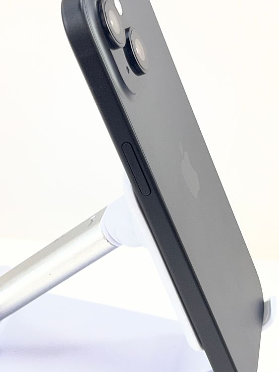 �Хåƥ꡼85% iPhone  15 128gb �֥�å�