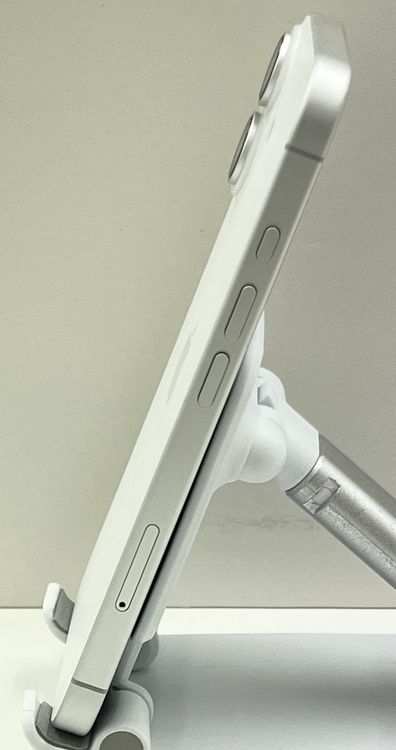 �Хåƥ꡼100%  ���ʡ�iPhone 16 128gb �ۥ磻��