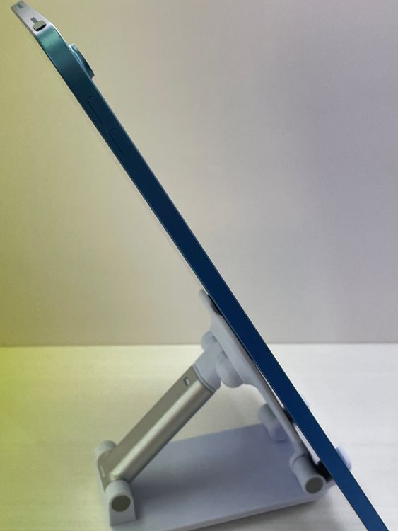 ����Ʊ�͡��Хåƥ꡼100% iPad A16 128gb �֥롼��Wifi��ǥ�