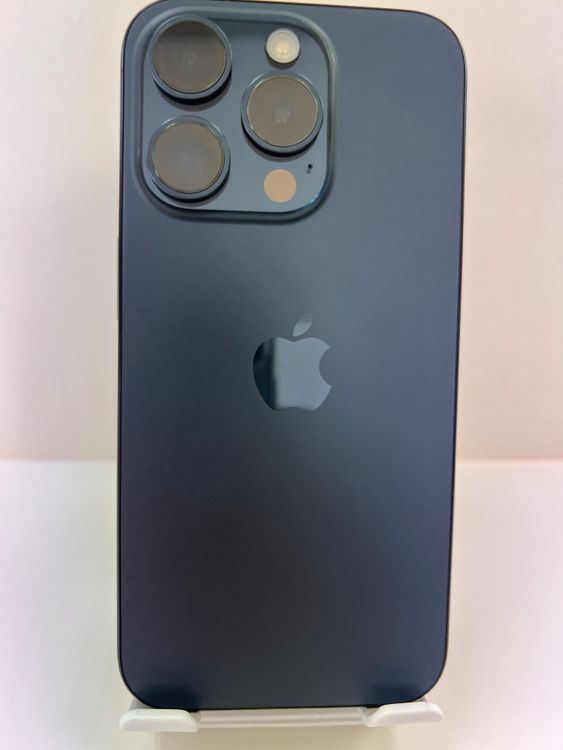 �Хåƥ꡼86% ���ʡ�iPhone  15pro 256gb �֥롼