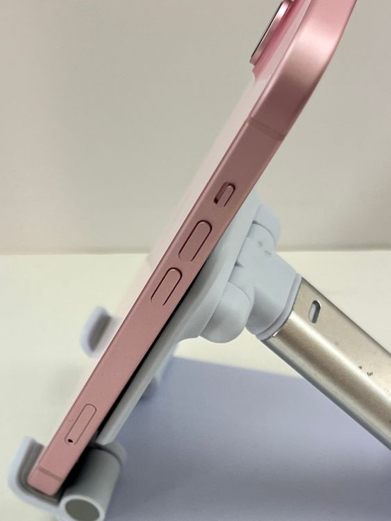 Ķ���ʡ��Хåƥ꡼90% iPhone  15 128gb �ԥ�