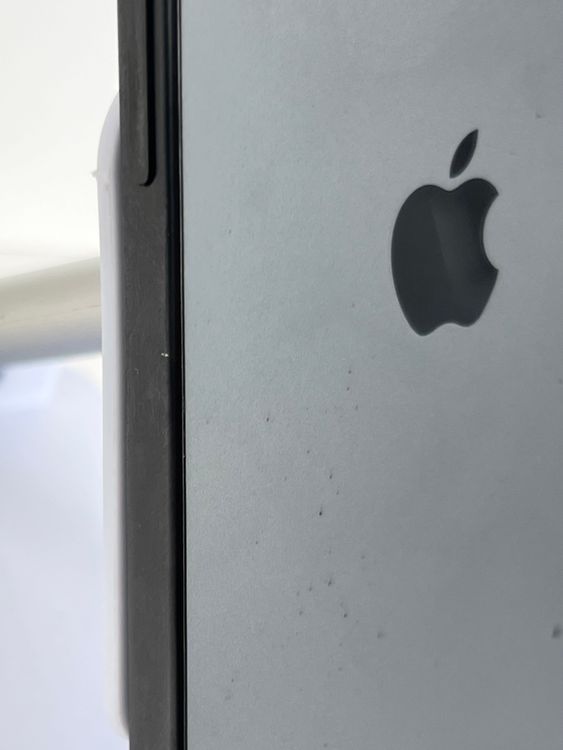 ��������:O iPhone15pro 256gb �֥�å������˥���