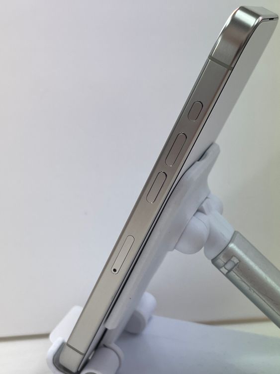 ����Ʊ�͡��Хåƥ꡼100% iPhone 15Pro 256gb �ۥ�����