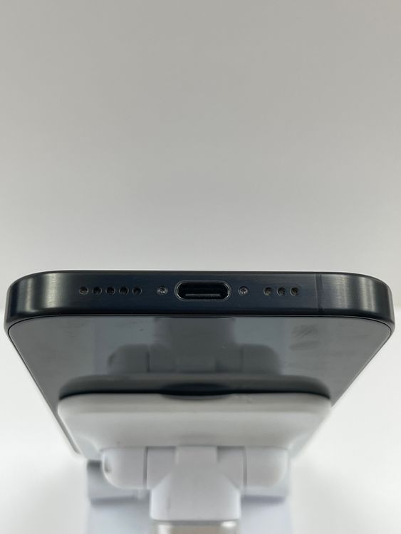 �Хåƥ꡼90% ��������:O iPhone 15Pro 256gb �֥�å�
