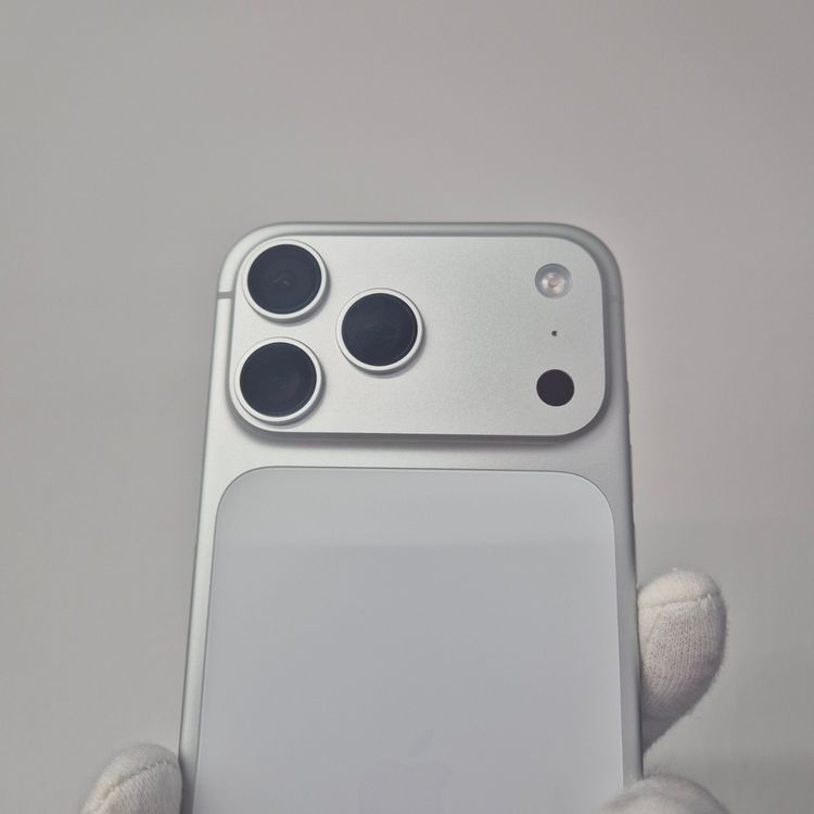 iPhone 17 Pro 256GB ����С� SIM�ե꡼