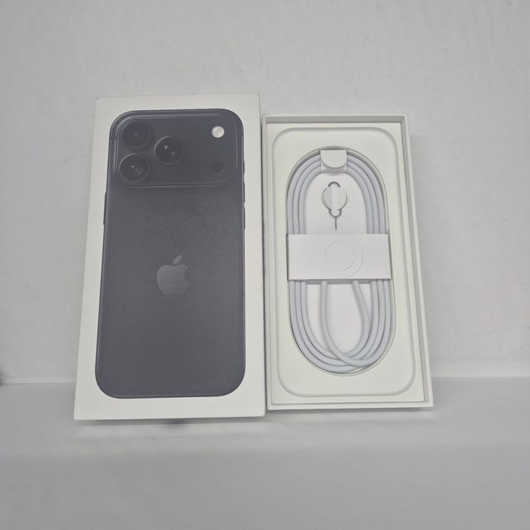 iPhone 18 Pro 256GB �֥�å� SIM�ե꡼