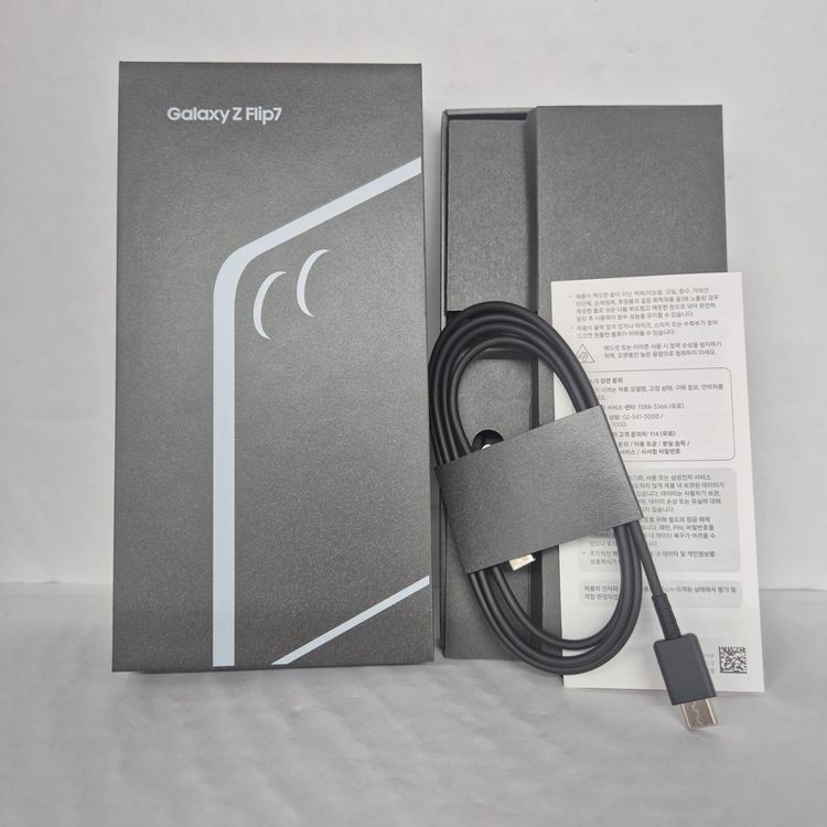 Galaxy Z FLIP7 512GB �֥롼����ɥ�SIM�ե꡼�����ʡ�