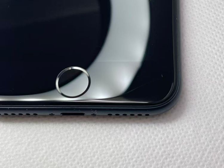 �Хåƥ꡼100��iPhone SE ��3���� �ߥåɥʥ��ȡ�64GB ��SIM�ե꡼