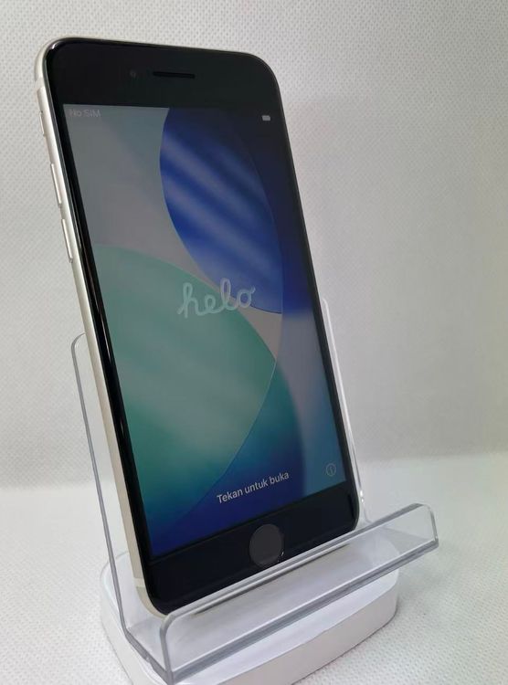 �Хƥå�89��iPhoneSE��3����64GB�������饤��SIM�ե꡼����ȯ��